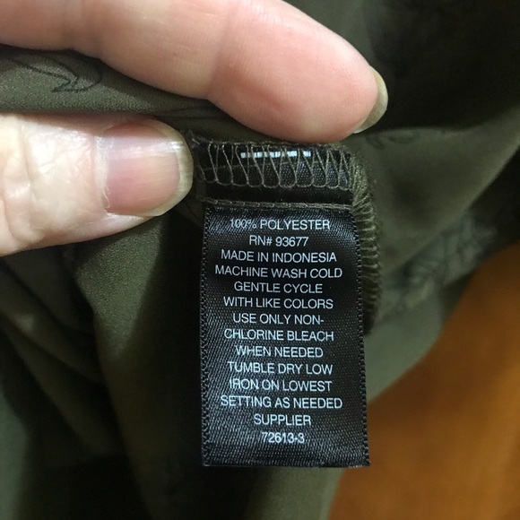 Worthington XXL Army Green Blouse NWOT - Picture 3 of 5